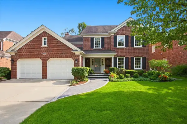 2309 Larkdale Drive, Glenview, IL 60025