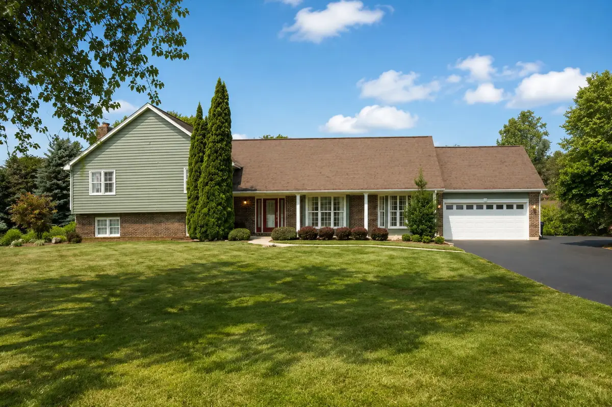 38W324 Killey Lane, Geneva, IL 60134 - #1