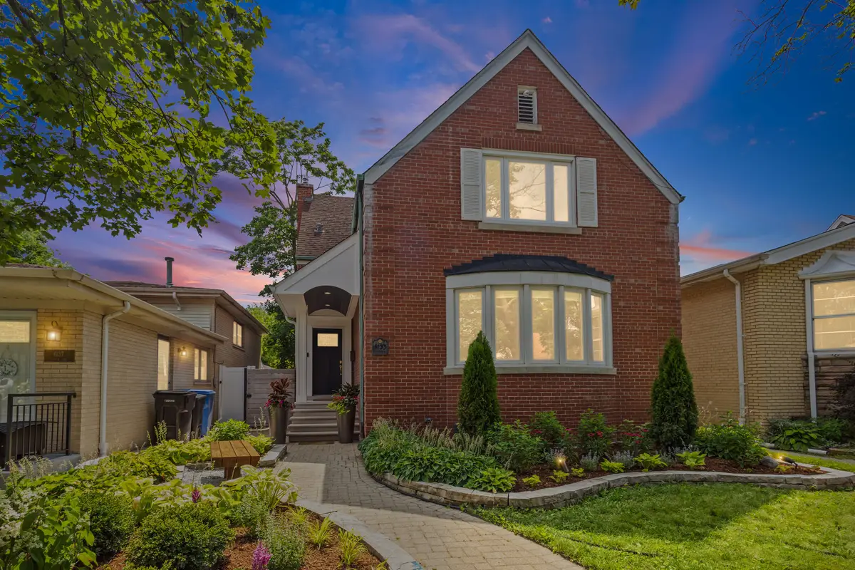 6133 N Lenox Avenue, Chicago, IL 60646 - #1