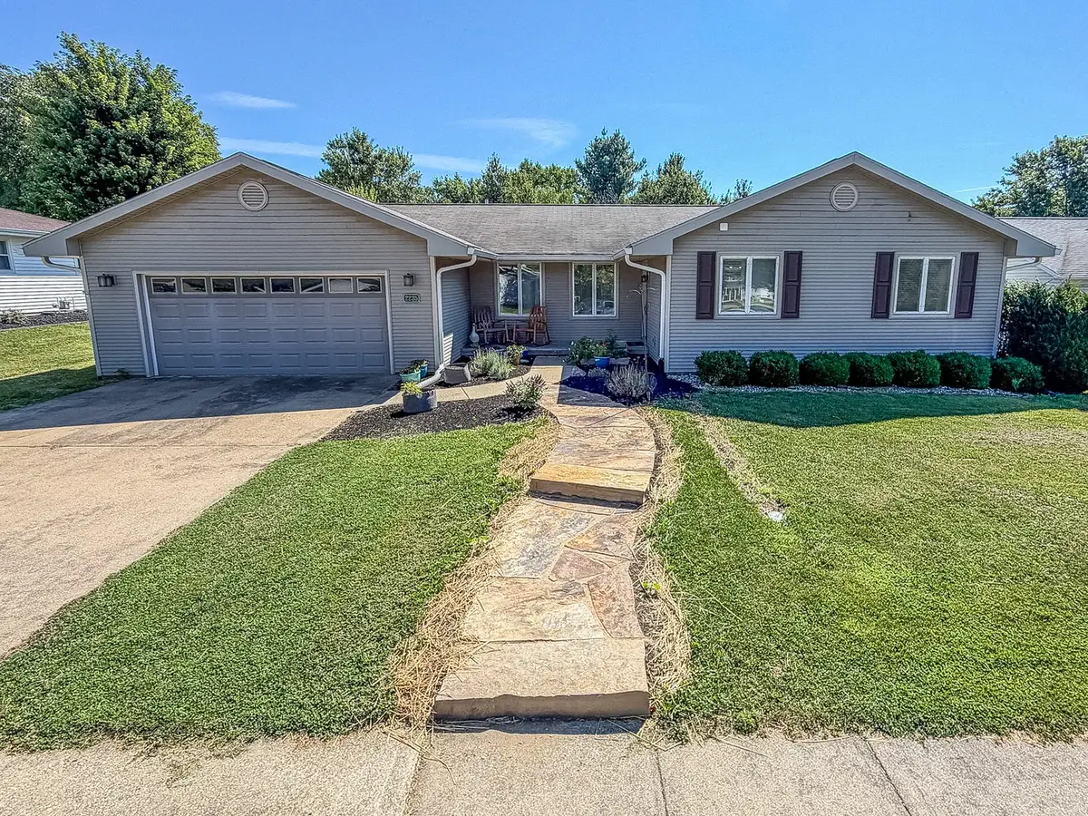 2235 Eden Drive, Charleston, IL 61920 - #1
