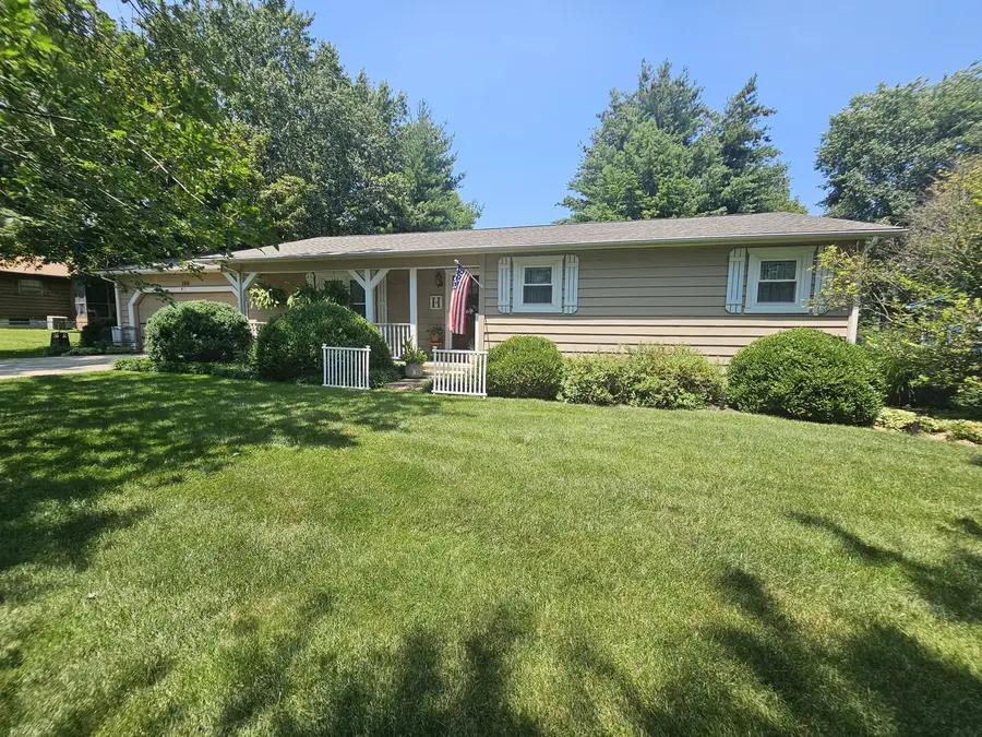 100 Cherry Drive, Mount Vernon, IL 62864 - #2