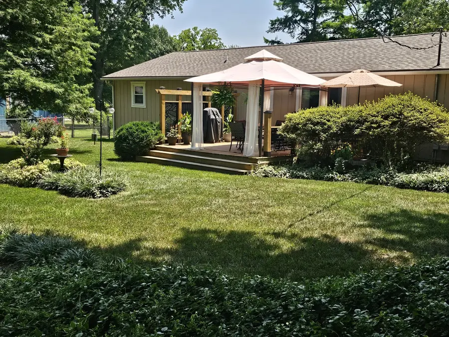 100 Cherry Drive, Mount Vernon, IL 62864 - #3