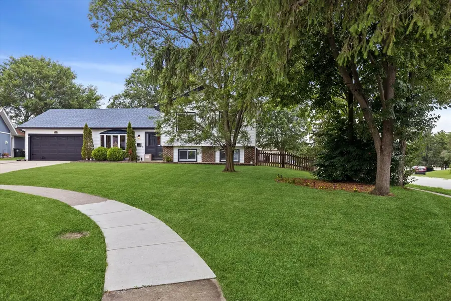 5701 Bedford Court, Hanover Park, IL 60133 - #2