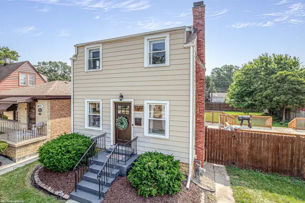 9619 S Albany Avenue, Evergreen Park, IL 60805