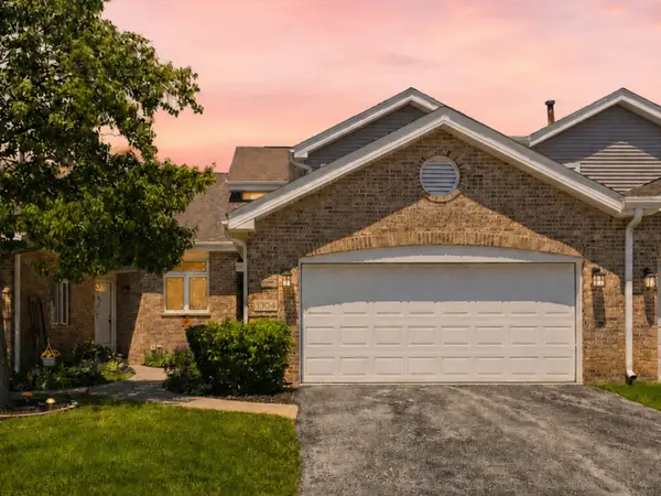 11304 Brook Crossing Court, Orland Park, IL 60467