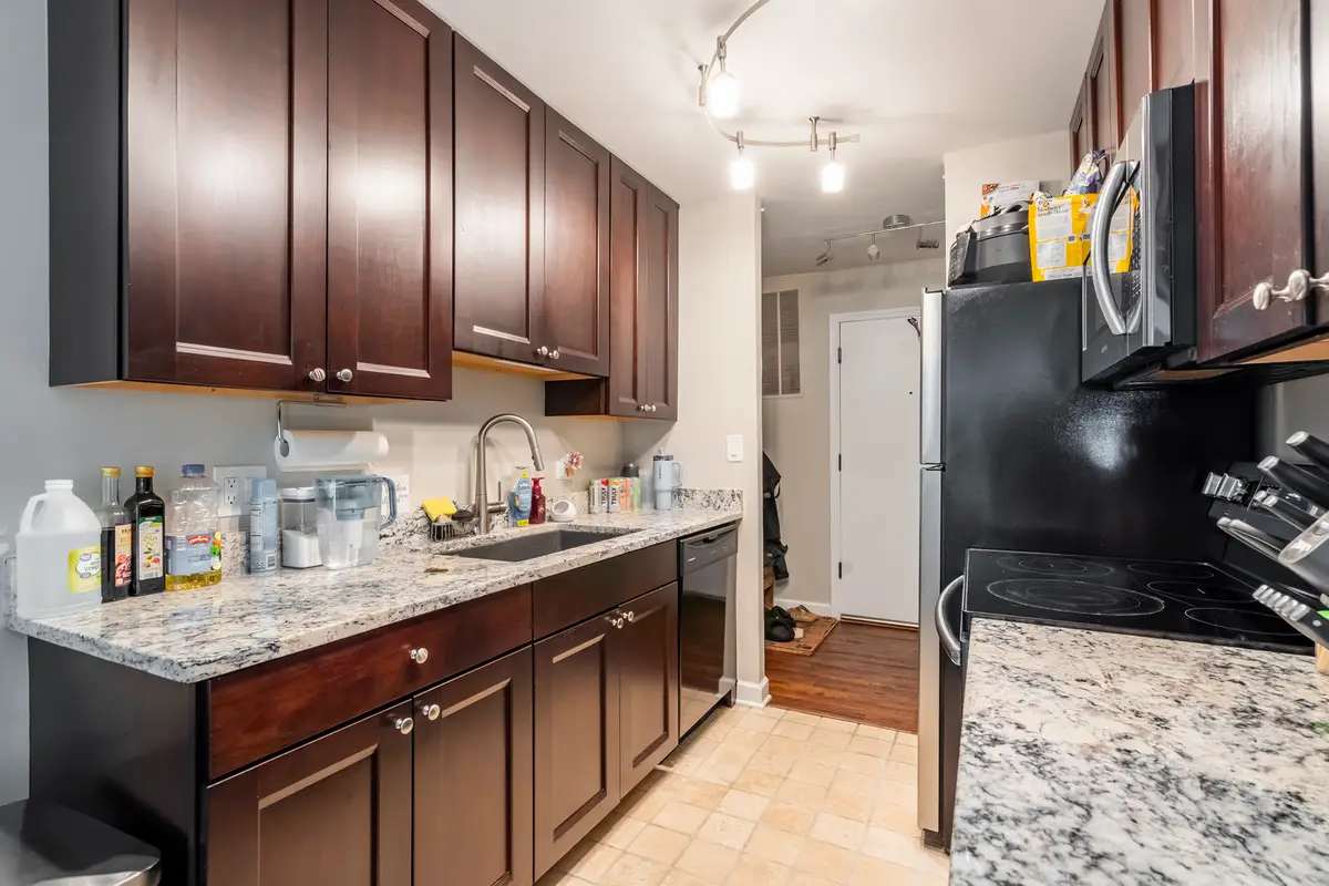 5800 Oakwood Drive #1B, Lisle, IL 60532 - #1