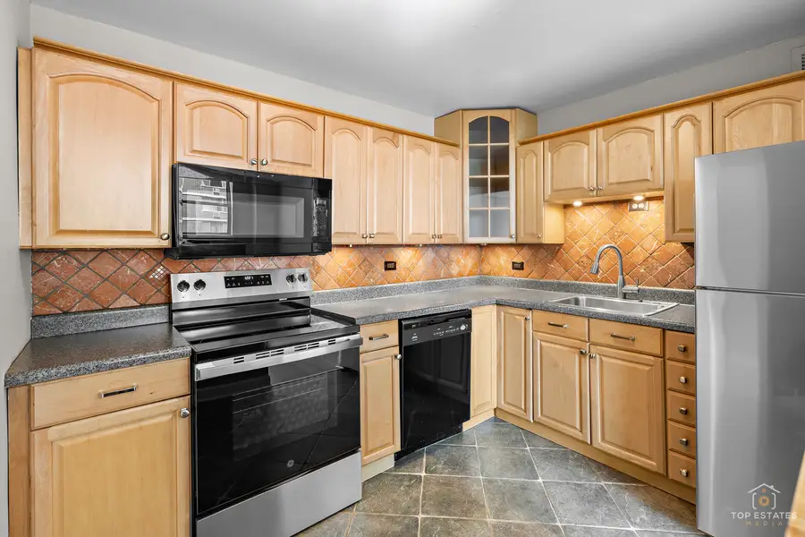 6301 N Sheridan Road #19N, Chicago, IL 60660 - #3