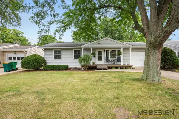 736 Carlson Street, Sycamore, IL 60178