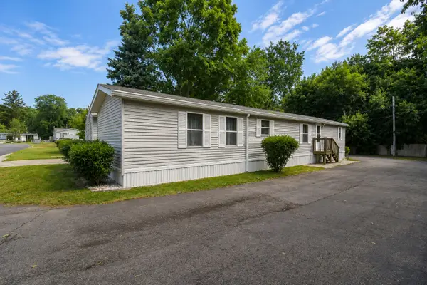 41561 N Sheridan Road #116, Zion, IL 60099