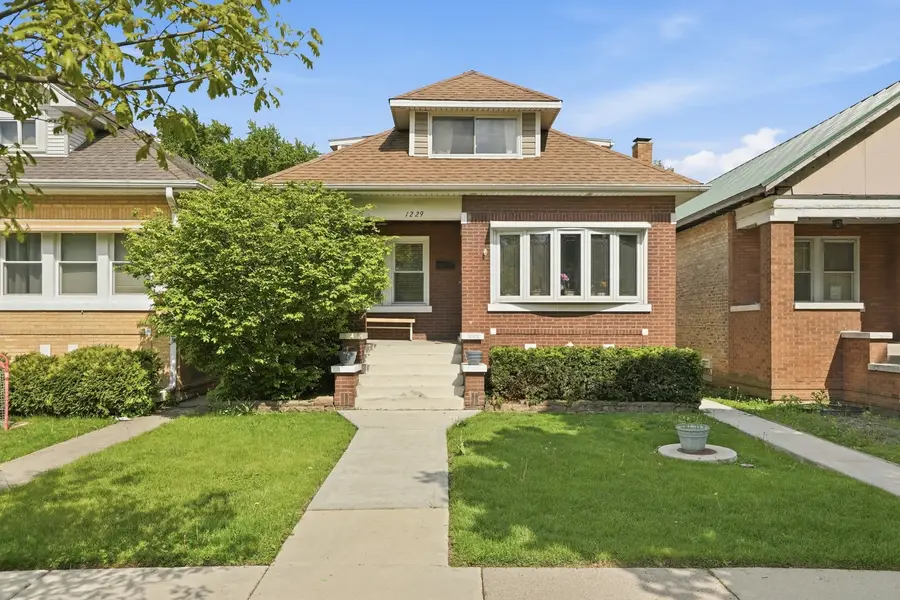 1229 Maple Avenue, Berwyn, IL 60402 - #3