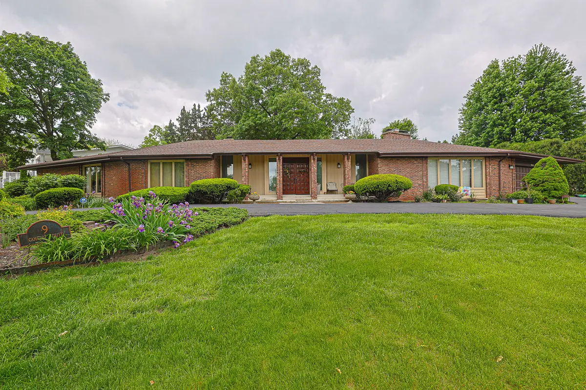 9 Camelot Drive, Oak Brook, IL 60523 - #1