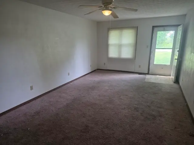 12300 N Sparrow Lane, Mount Vernon, IL 62864 - #3