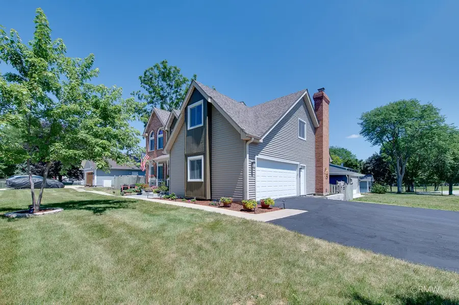 855 S Bartlett Road, Bartlett, IL 60103 - #3