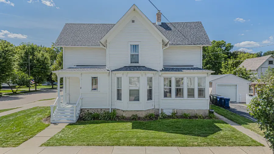 3 Madison Street, Algonquin, IL 60102 - #2