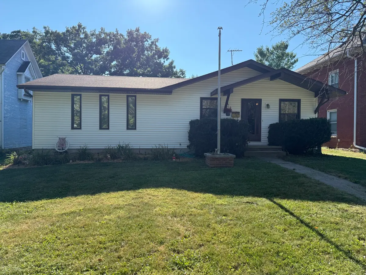 1030 Lincoln Highway, Rochelle, IL 61068 - #1