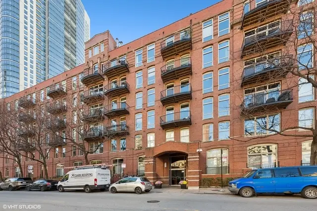 550 N Kingsbury Street #520, Chicago, IL 60654 - #1