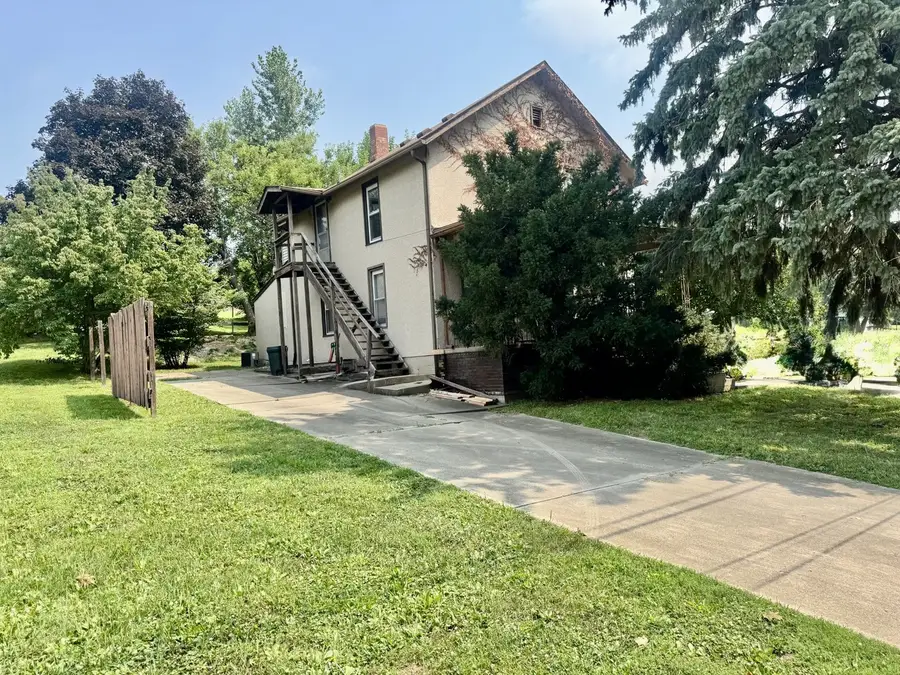 311 6th Street, Peru, IL 61354 - #2