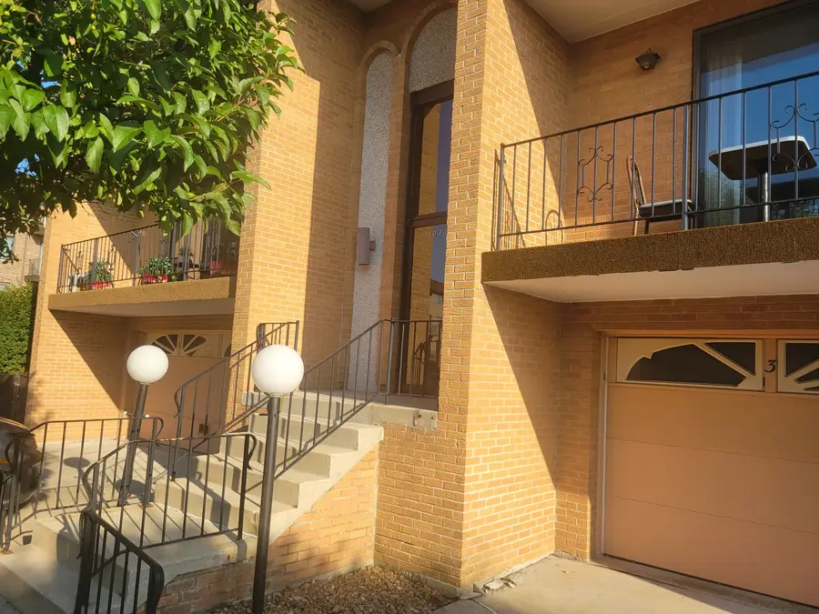 4021 W 93rd Place #1W, Oak Lawn, IL 60453 - #2