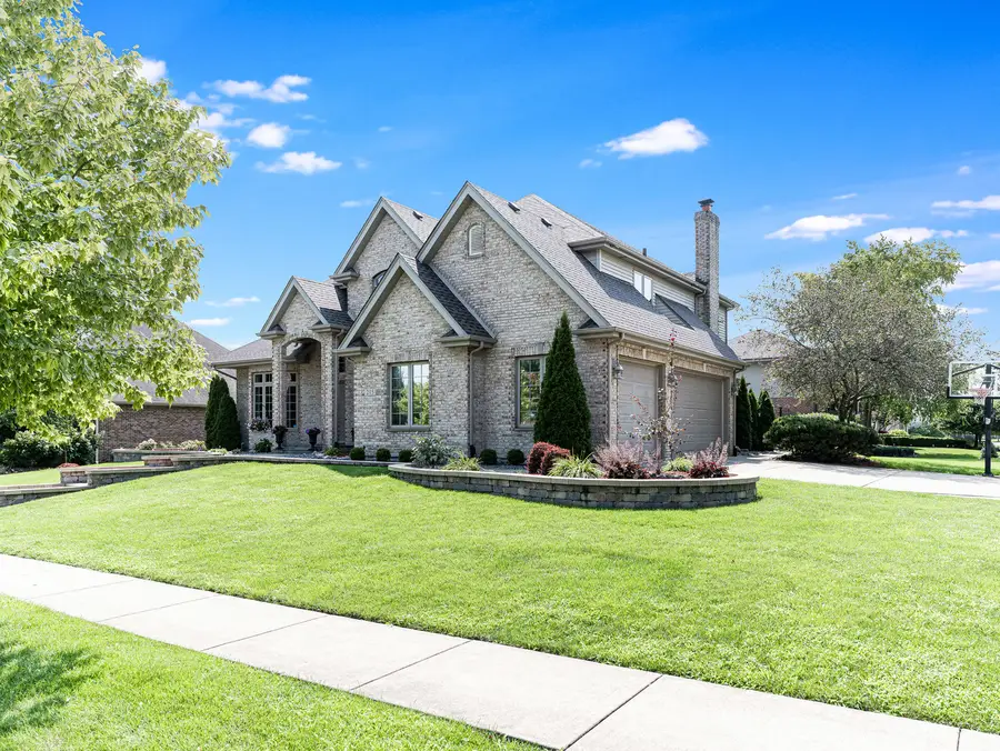 215 Sonoma Road, New Lenox, IL 60451 - #2