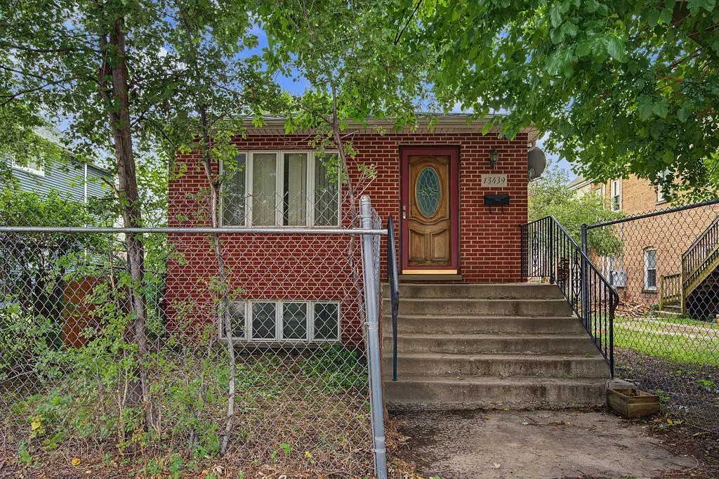 13439 S Brandon Avenue, Chicago, IL 60633 - #1