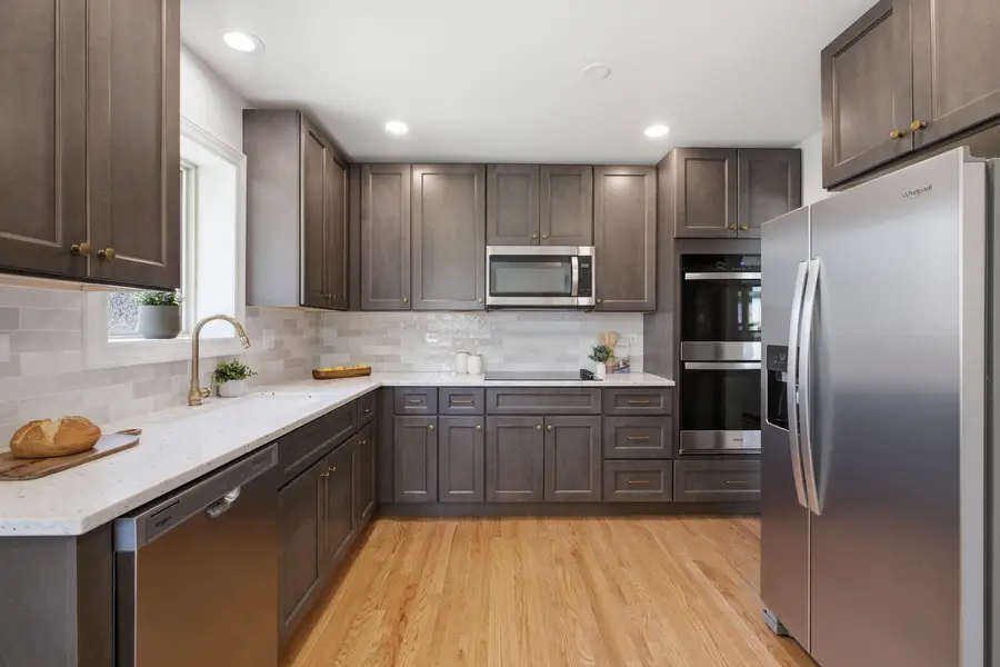11157 Shaw Street, Westchester, IL 60154 - #2