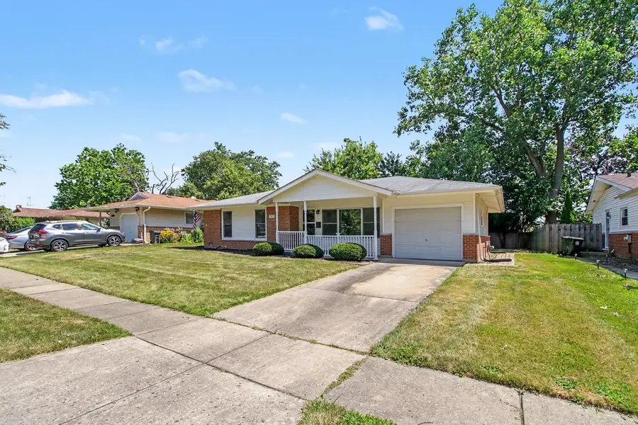 701 Love Street, Elk Grove Village, IL 60007 - #2