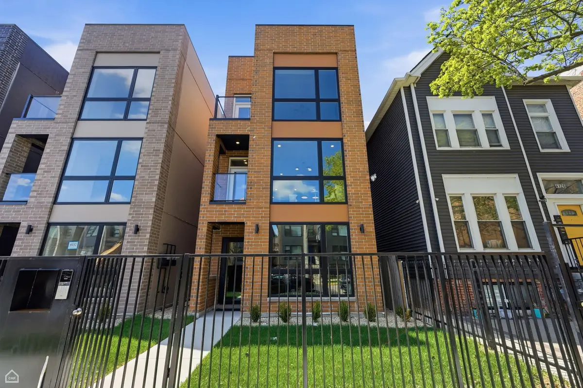 4132 S Calumet Avenue #101, Chicago, IL 60653 - #1