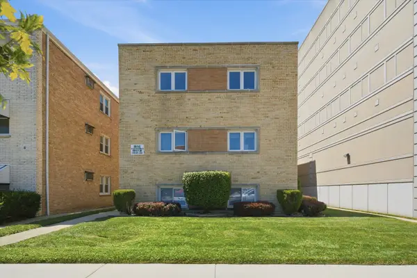 3326 Grove Avenue #6, Berwyn, IL 60402