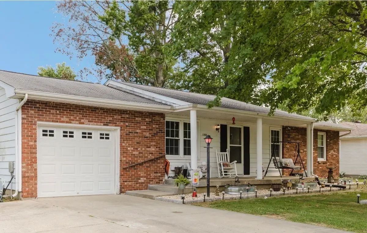 1302 Susan Lane, Carterville, IL 62918 - #1