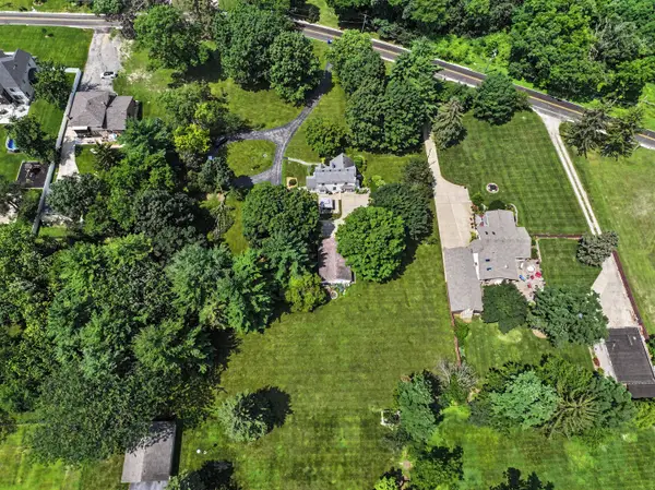 9000 Wolf Road, Burr Ridge, IL 60527