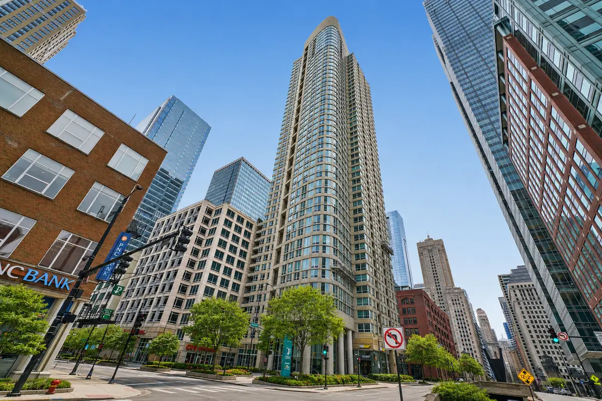 345 N La Salle Drive #1108, Chicago, IL 60654 - #1