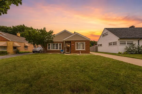 8729 S California Street, Evergreen Park, IL 60805
