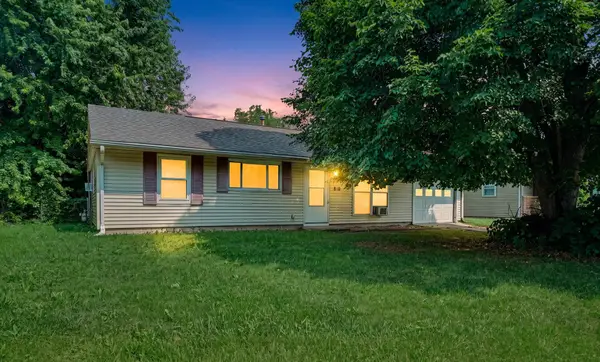 810 Maplepark Drive, Champaign, IL 61821