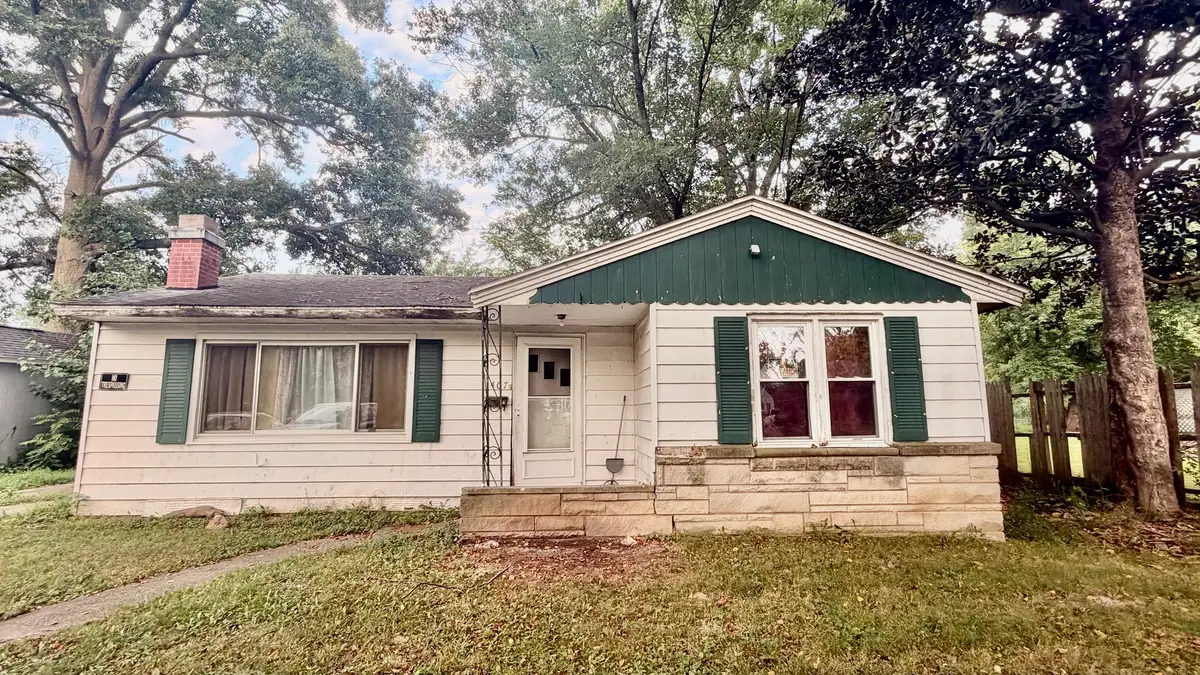 1407 S Sycamore Street, Centralia, IL 62801 - #1