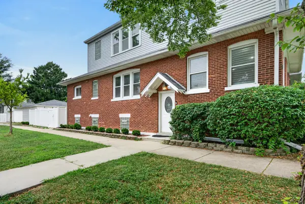 1147 Wesley Avenue, Oak Park, IL 60304