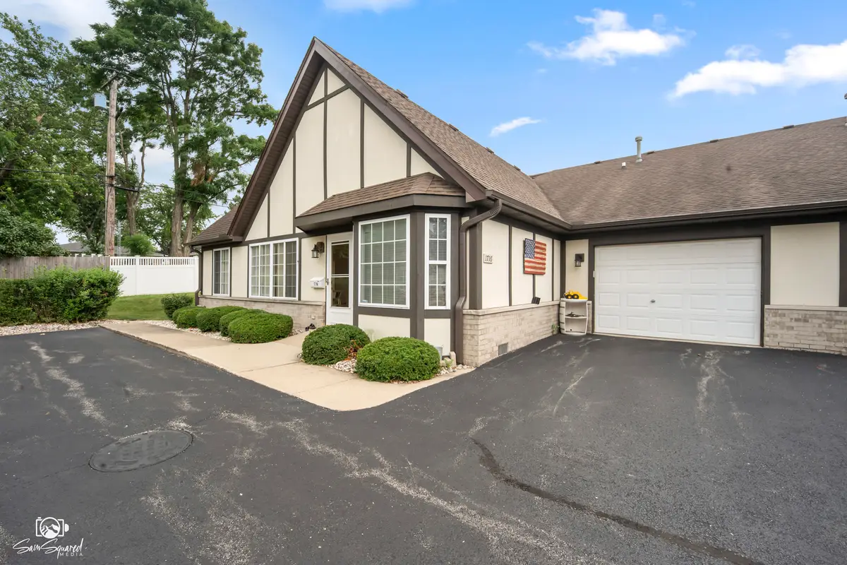1716 Willow Circle Drive, Crest Hill, IL 60403 - #1