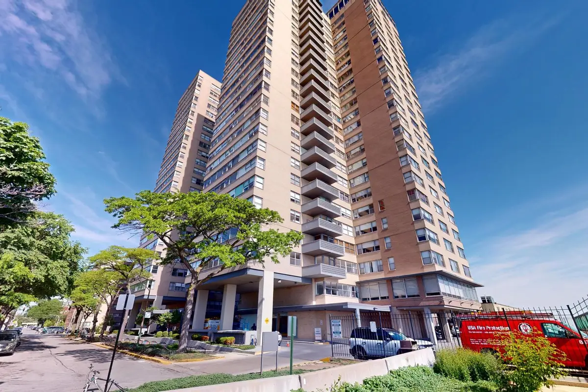 6301 N Sheridan Road #18E, Chicago, IL 60660 - #1