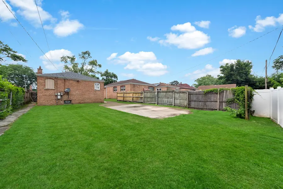 423 Jefferson Street, Dolton, IL 60419 - #3