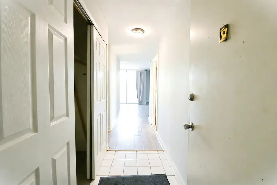 1043 S York Road #212, Bensenville, IL 60106 - #3