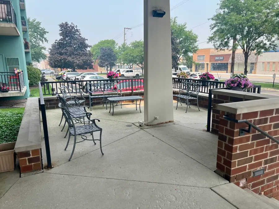 9355 W Irving Park Road #509, Schiller Park, IL 60176 - #2