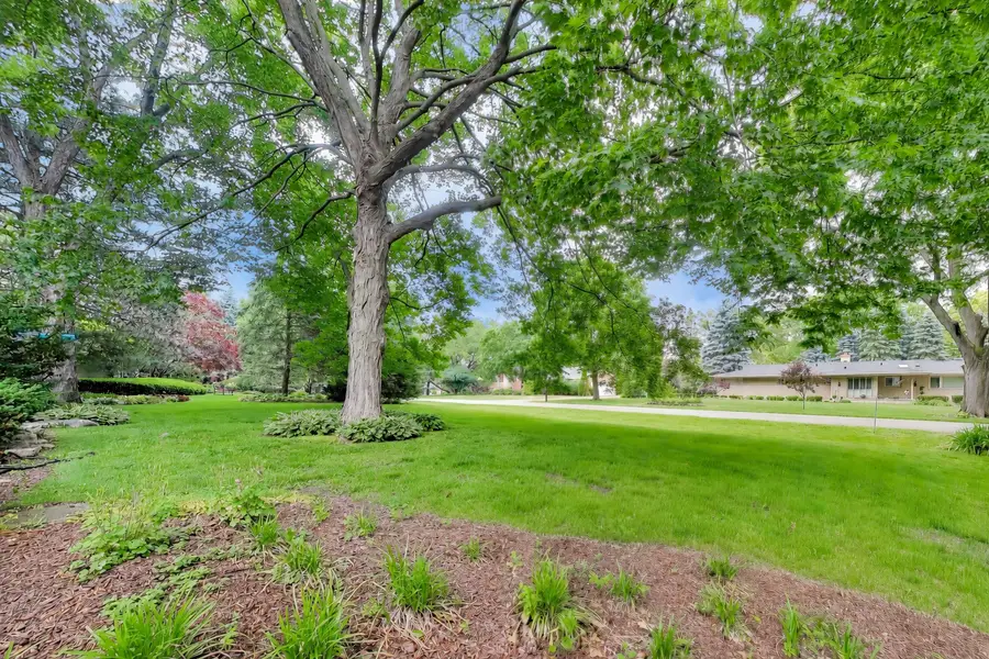 2288 S Westwood Lane, Palatine, IL 60067 - #2