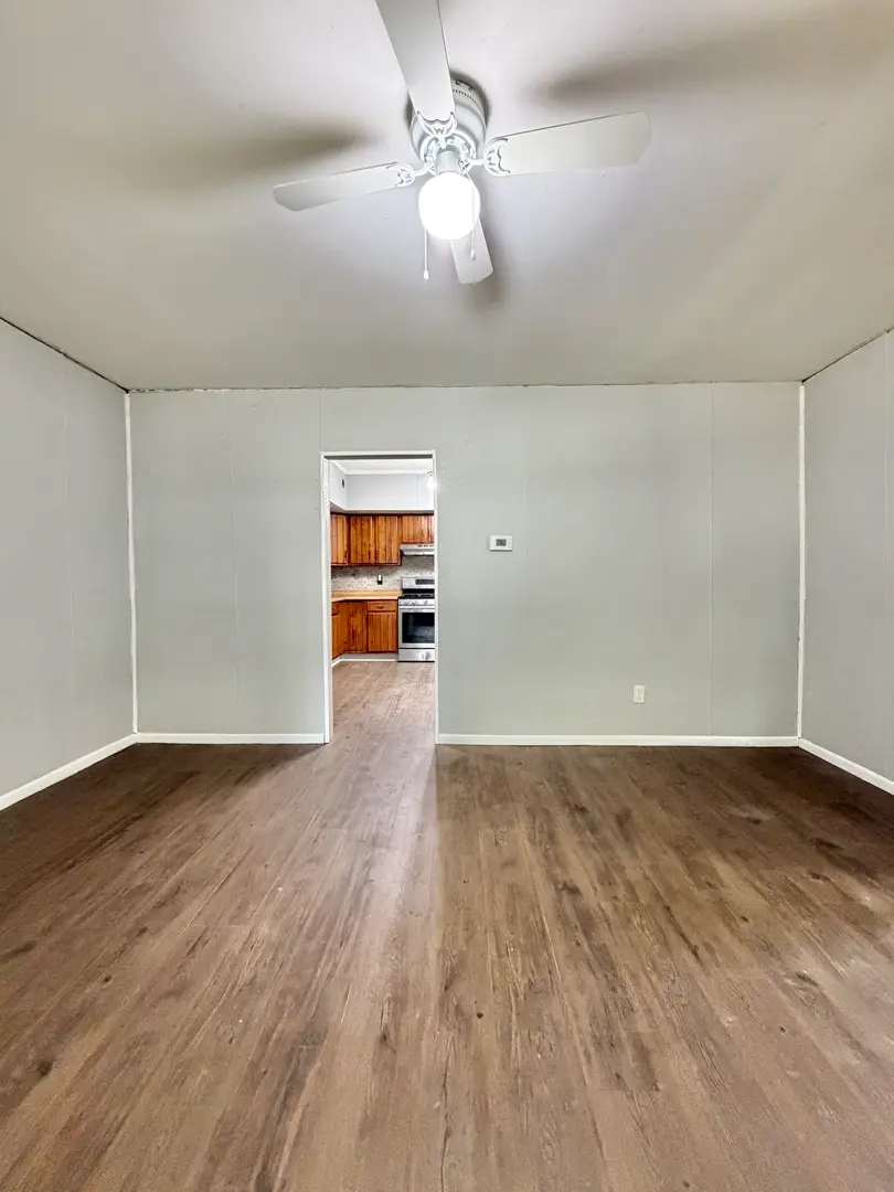 302 E Jackson Street, Saybrook, IL 61770 - #2