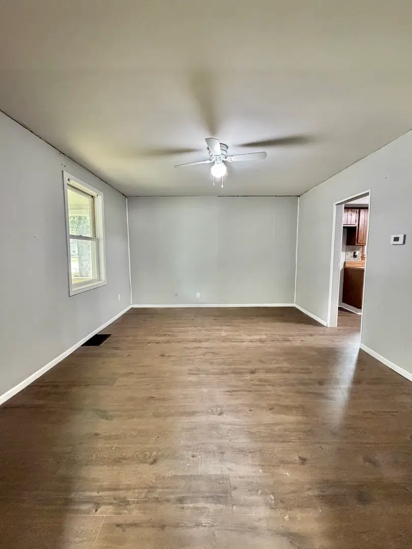 302 E Jackson Street, Saybrook, IL 61770 - #3
