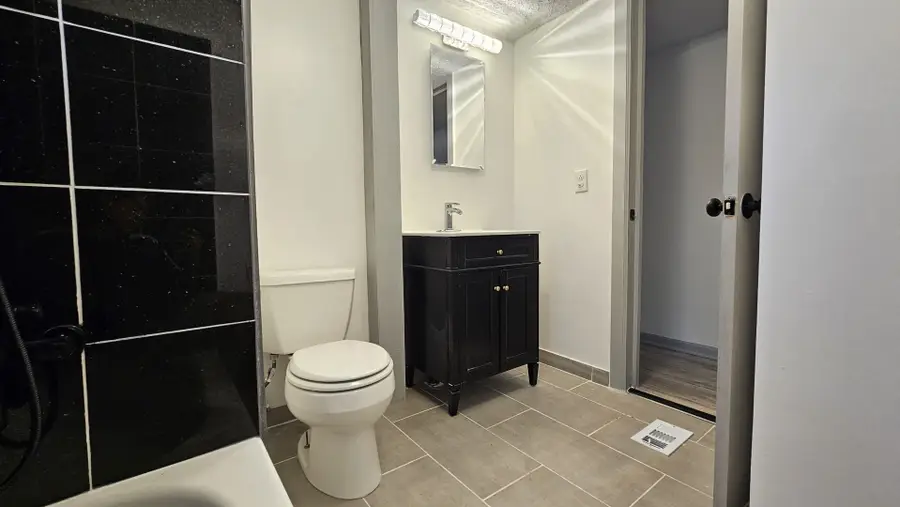 8800 Harlem Avenue #724, Bridgeview, IL 60455 - #3