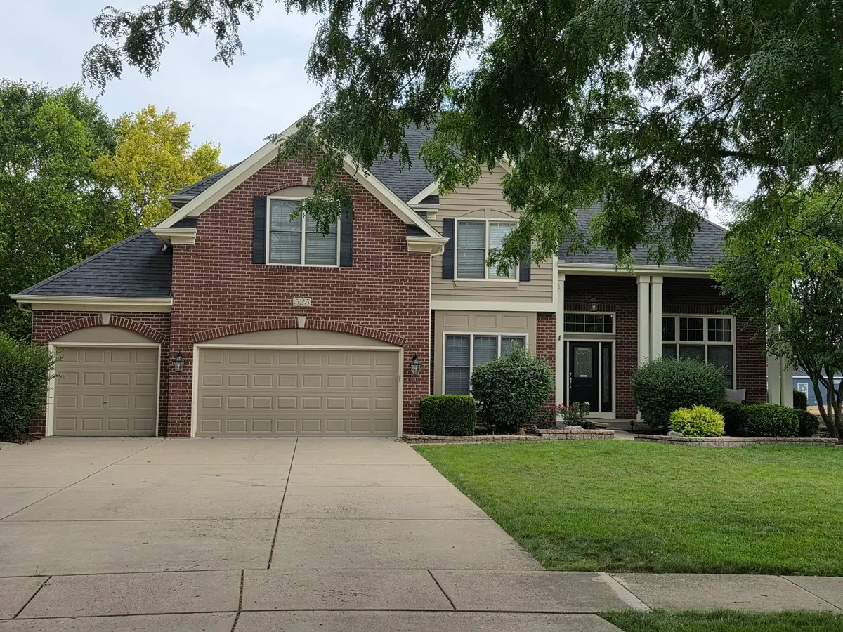 Address Withheld By Seller, North Aurora, IL 60542 - #1