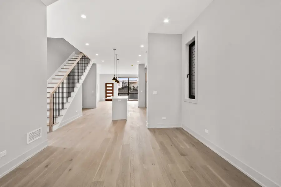 6641 S Evans Avenue, Chicago, IL 60637 - #3