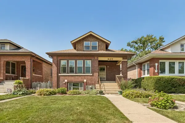 937 N Harvey Avenue, Oak Park, IL 60302