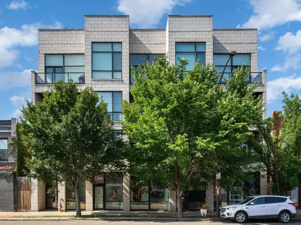 2550 W Fullerton Avenue #2E, Chicago, IL 60647