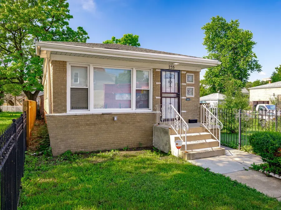 235 W 43rd Street, Chicago, IL 60609 - #2