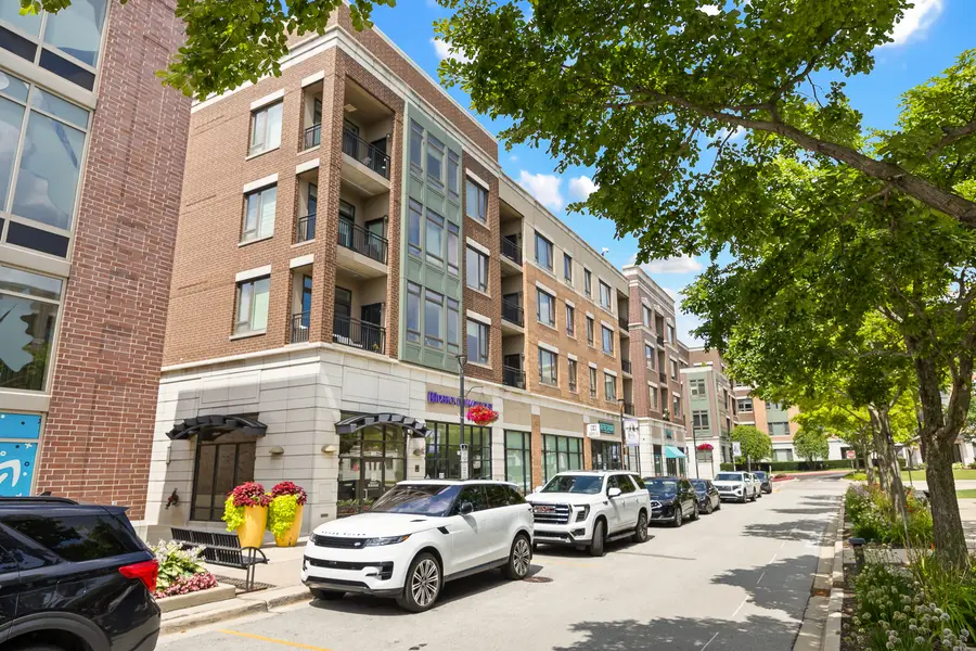 801 Village Center Drive #302, Burr Ridge, IL 60527 - #2